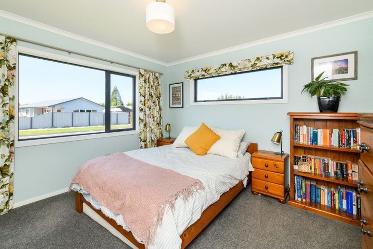 Photo of property in 22 Wescombe Grove, Feilding, 4702