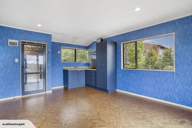 Photo of property in 51 Colwill Road, Massey, Auckland, 0614