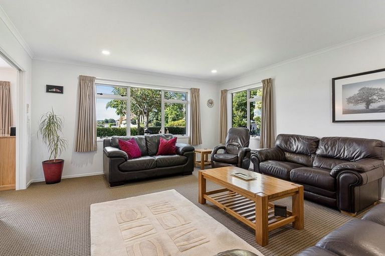 Photo of property in 119 Oriental Parade, Papamoa Beach, Papamoa, 3118