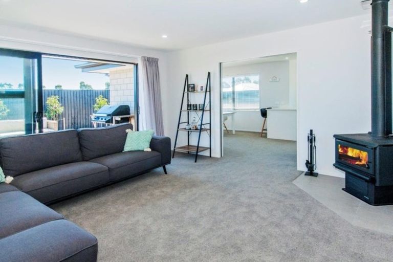 Photo of property in 37 Turin Avenue, Rolleston, 7615