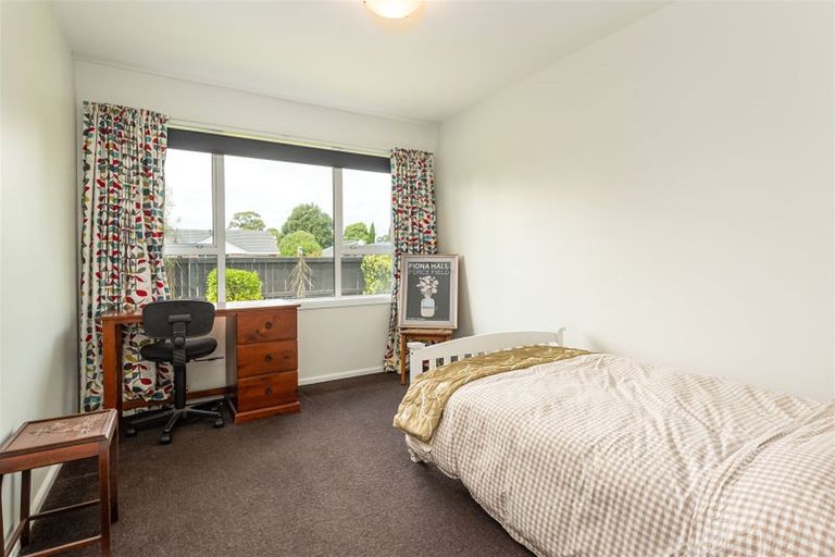 Photo of property in 63 Grahams Road, Burnside, Christchurch, 8041
