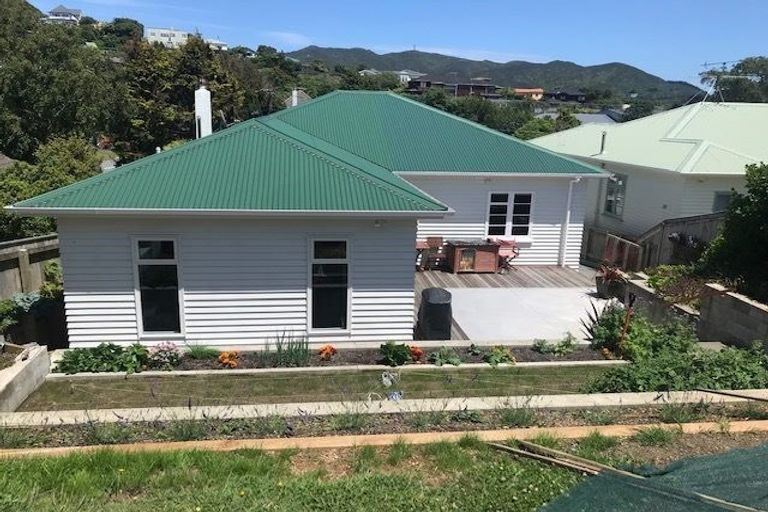 Photo of property in 27 Monaghan Avenue, Karori, Wellington, 6012