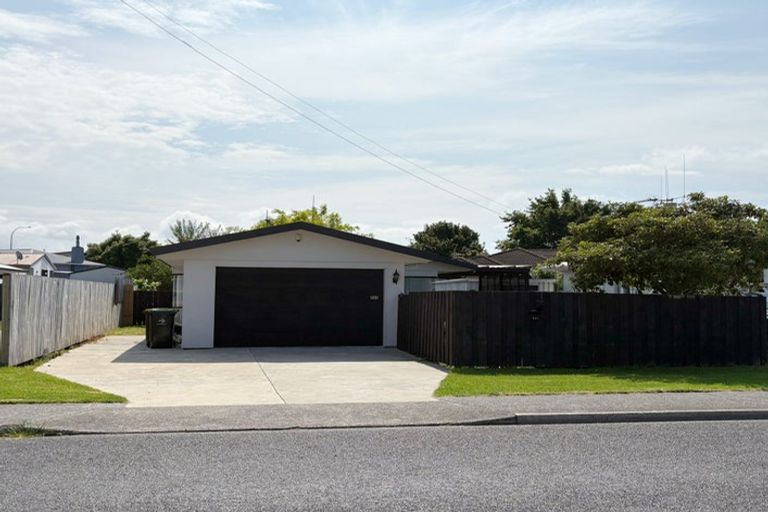 Photo of property in 56a Queen Road, Bellevue, Tauranga, 3110