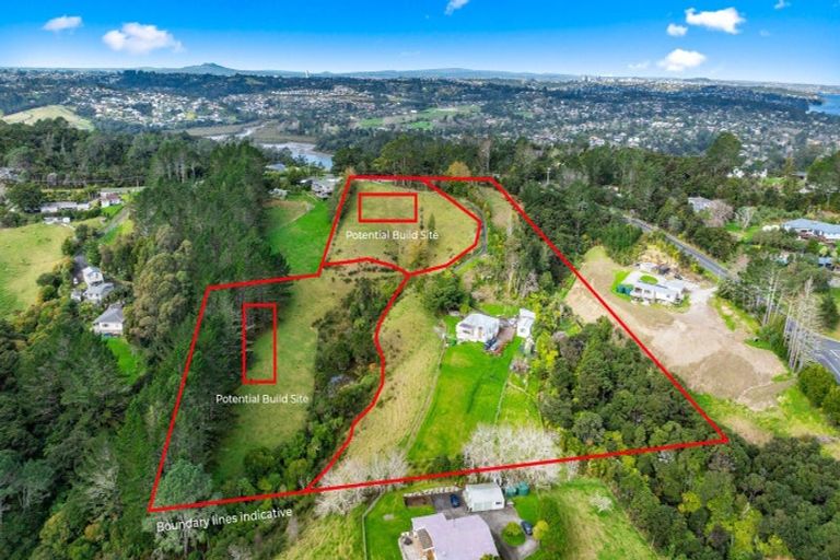 Photo of property in 408 Paremoremo Road, Paremoremo, Auckland, 0632