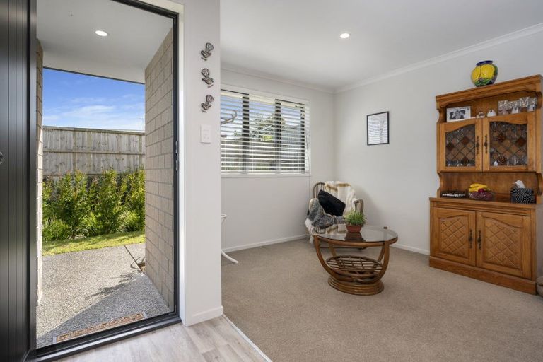 Photo of property in 72 Sentinel Avenue, Omokoroa, 3114
