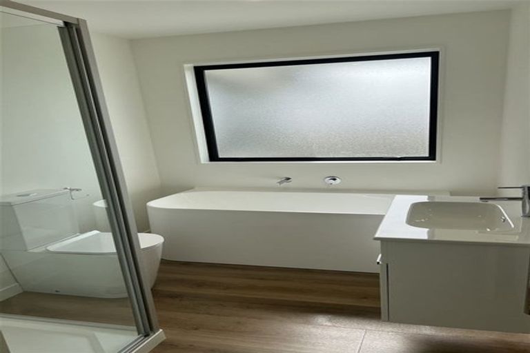 Photo of property in 5 Harry Manship Crescent, Halswell, Christchurch, 8025