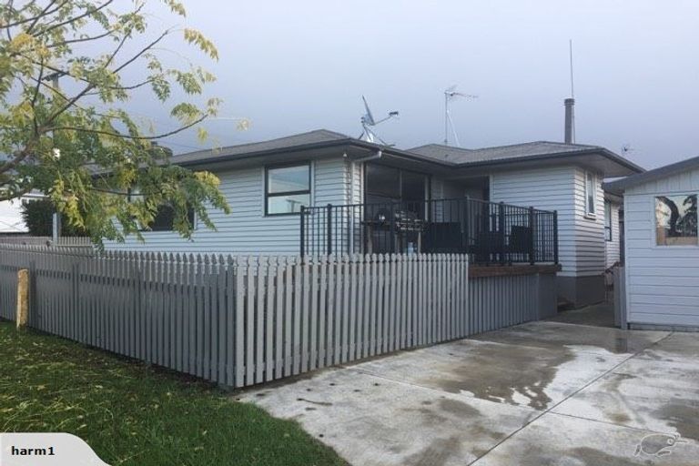 Photo of property in 33 Anne Road, Bellevue, Tauranga, 3110