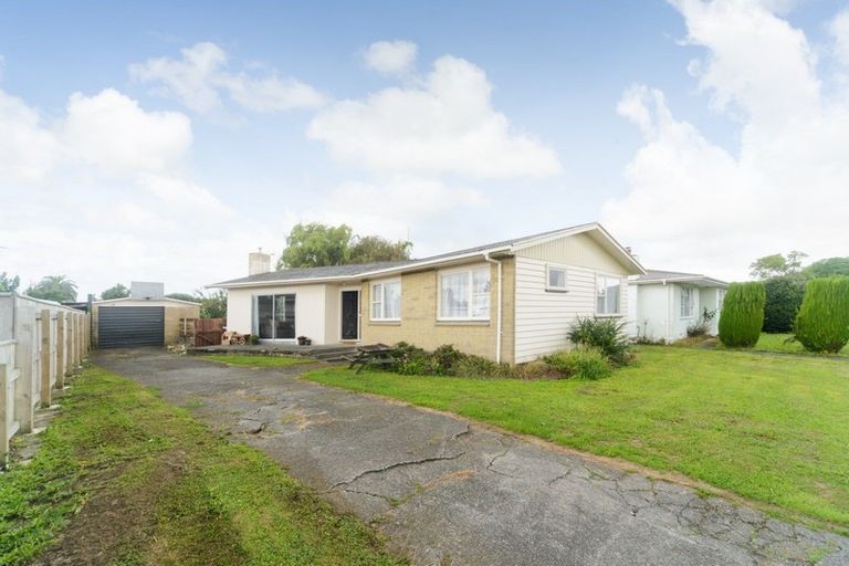 Photo of property in 15 Cavendish Crescent, Awapuni, Palmerston North, 4412