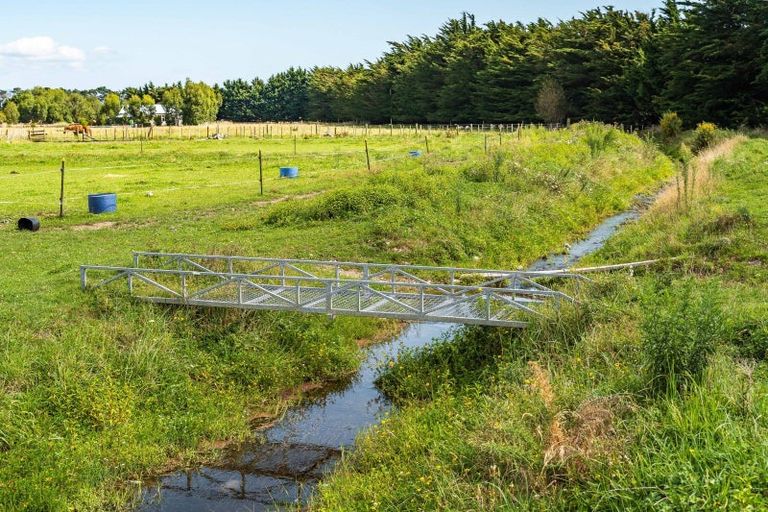 Photo of property in 9 Murphys Line, South Featherston, Featherston, 5771