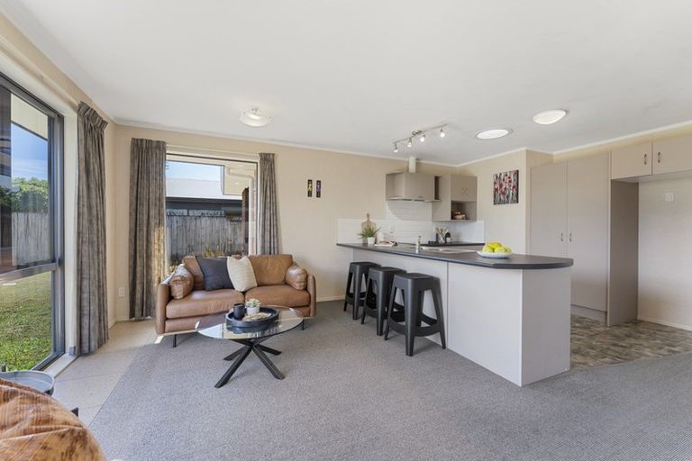 Photo of property in 17 Meridian Grove, Kelvin Grove, Palmerston North, 4414