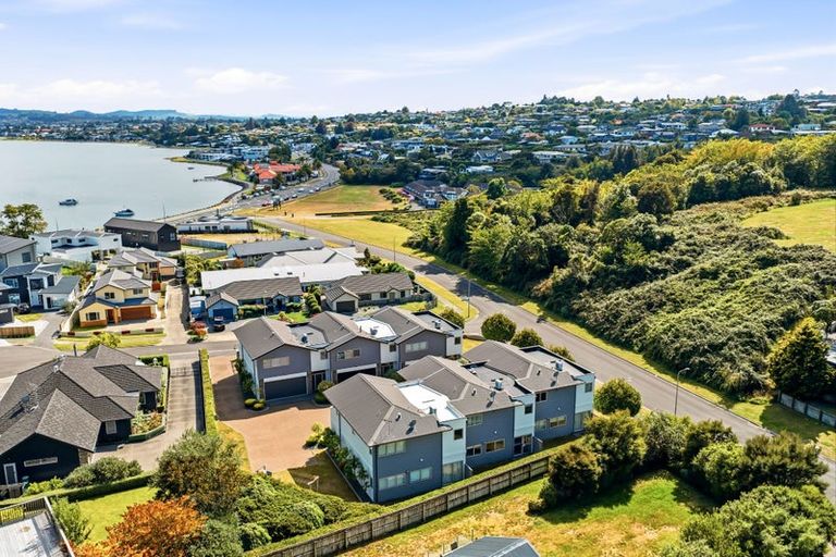 Photo of property in 2/17 Tremaine Avenue, Two Mile Bay, Taupo, 3330