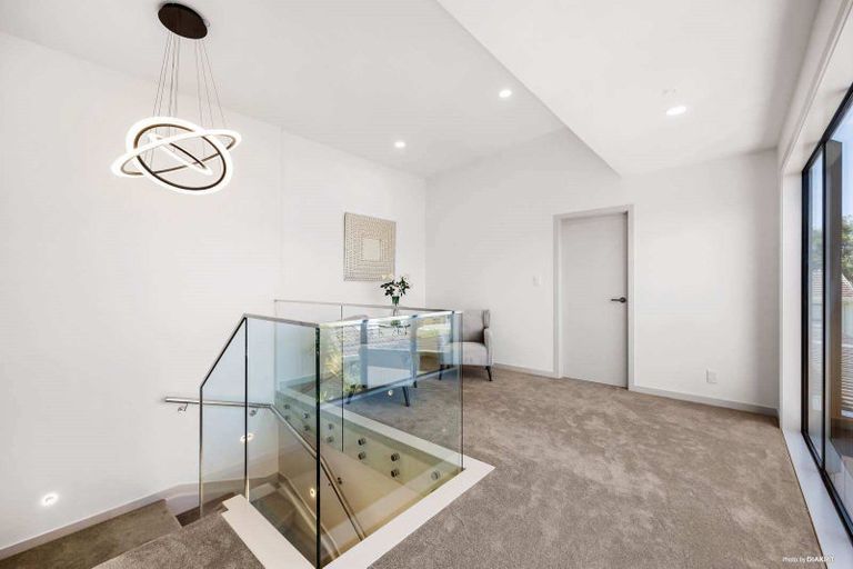 Photo of property in 43b Centorian Drive, Windsor Park, Auckland, 0632