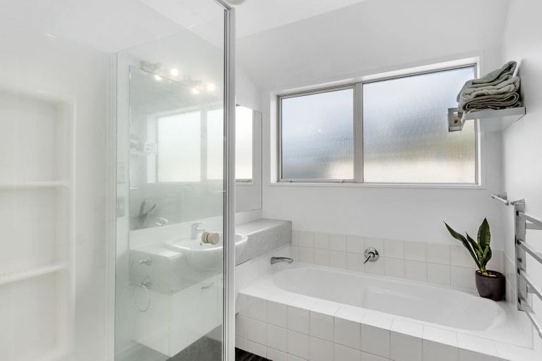 Photo of property in 2 Shearwater Drive, Woolston, Christchurch, 8023