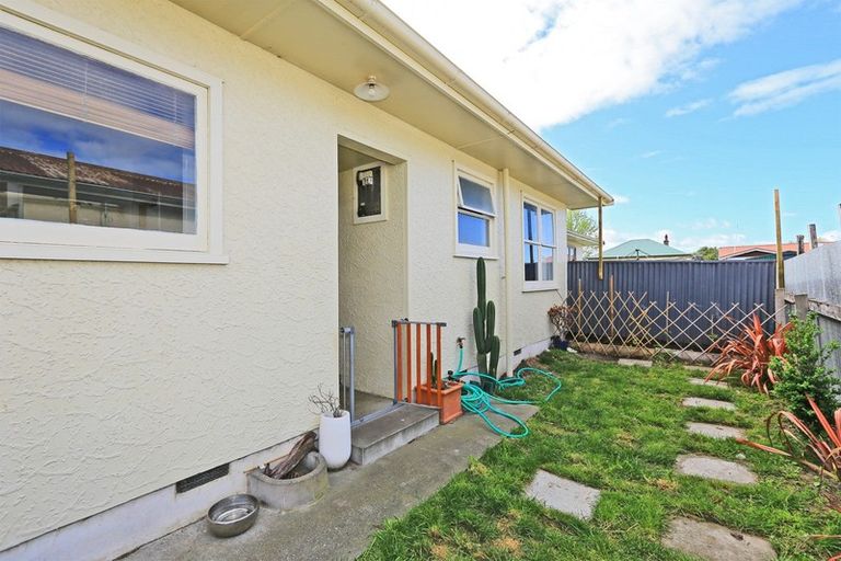 Photo of property in 2/506 Pepper Street, Saint Leonards, Hastings, 4120