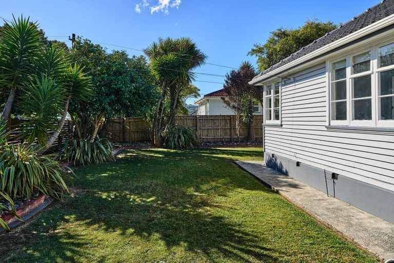 Photo of property in 6 Whakatiki Street, Trentham, Upper Hutt, 5018