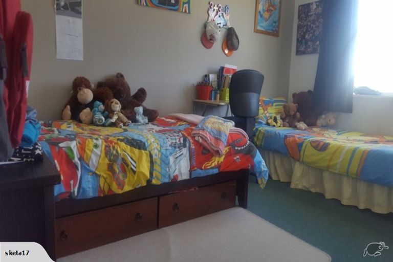 Photo of property in 26-26a Amundsen Grove, Stokes Valley, Lower Hutt, 5019