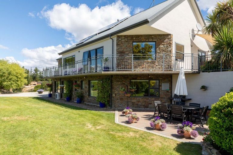 Photo of property in 233 Letts Gully Road, Letts Gully, Alexandra, 9393