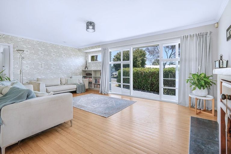 Photo of property in 48 Pulham Crescent, Queenwood, Hamilton, 3210