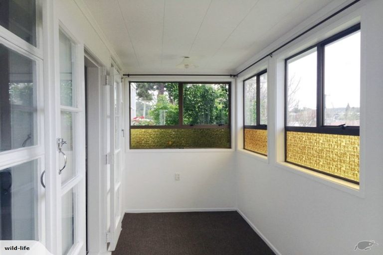 Photo of property in 2 Nield Road, Manurewa, Auckland, 2102
