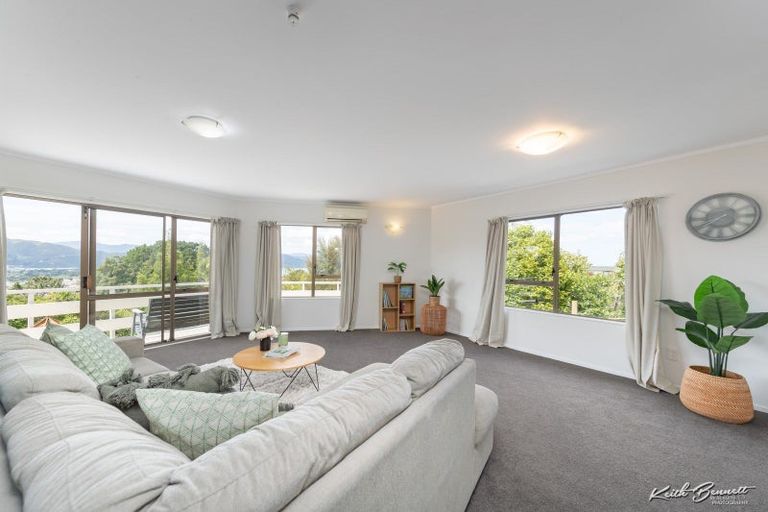 Photo of property in 29 Stanhope Grove, Korokoro, Lower Hutt, 5012