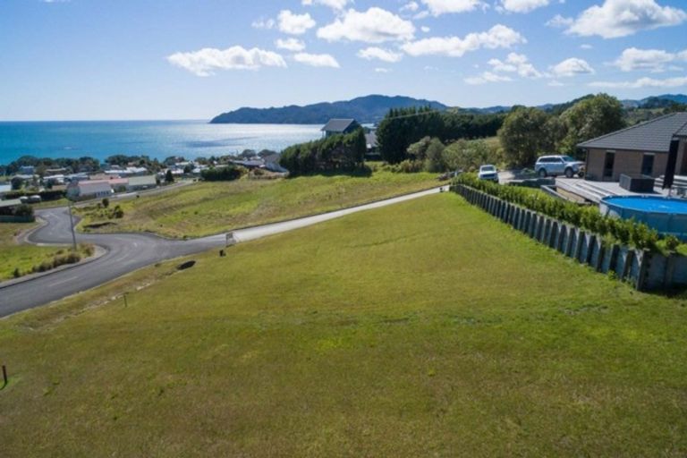 Photo of property in 15 Midgard Road, Coopers Beach, 0420