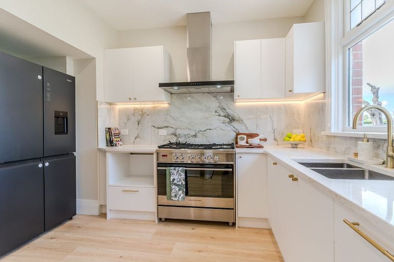 Photo of property in 56 Hunt Street, Andersons Bay, Dunedin, 9013