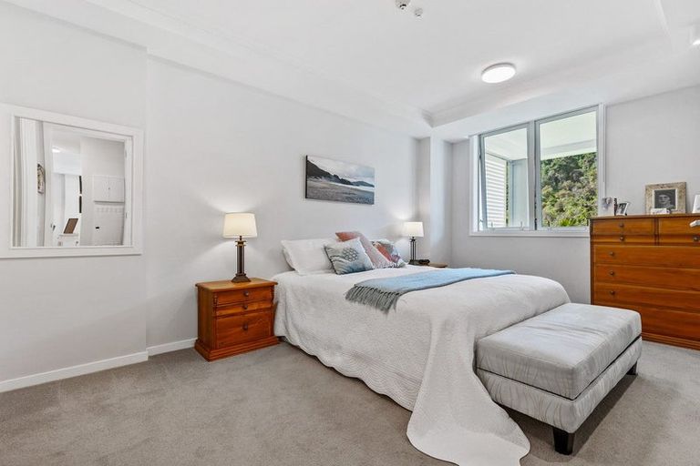 Photo of property in 126 Eaves Bush Parade, Orewa, 0931