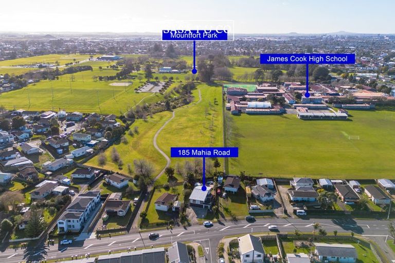 Photo of property in 185 Mahia Road, Wattle Downs, Auckland, 2103