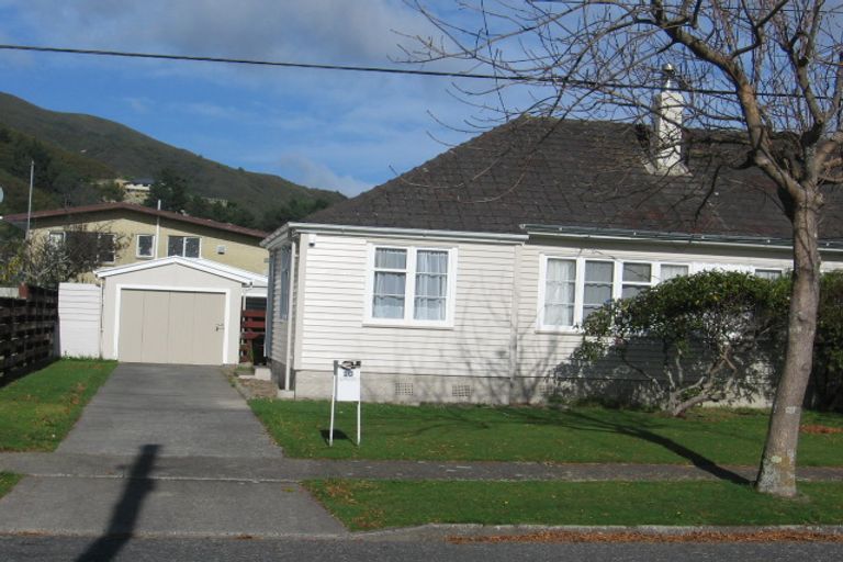 Photo of property in 20 Rumgay Street, Fairfield, Lower Hutt, 5011