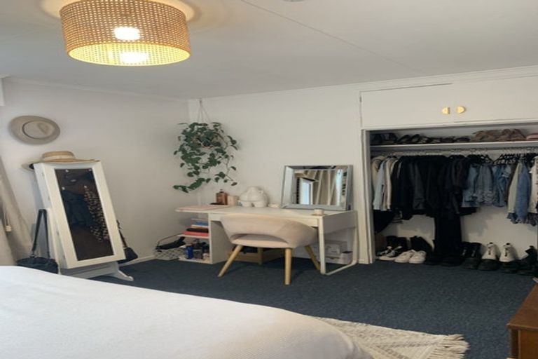 Photo of property in 53 John F Kennedy Drive, Milson, Palmerston North, 4414