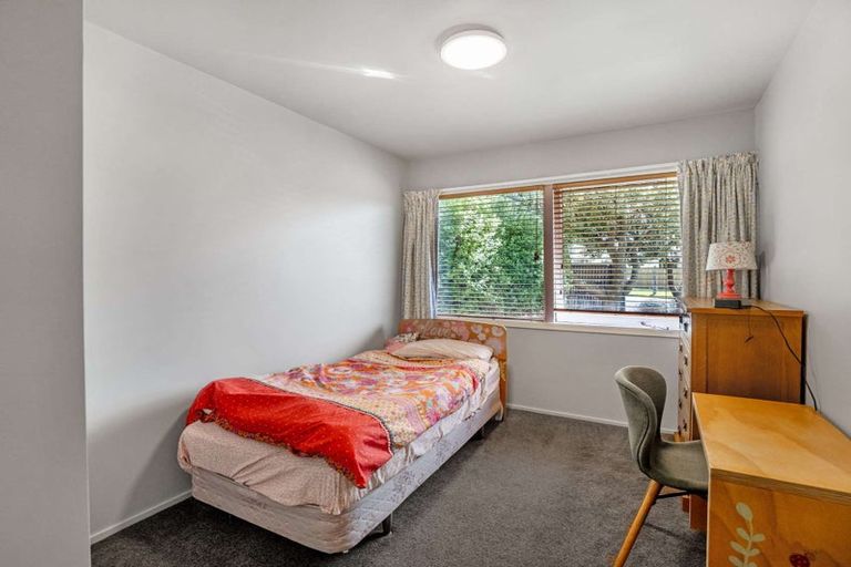 Photo of property in 19 Gunns Crescent, Cashmere, Christchurch, 8022