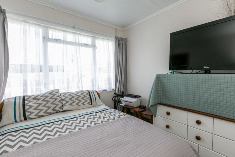 Photo of property in 35 Buckingham Street, Whakatu, Hastings, 4102