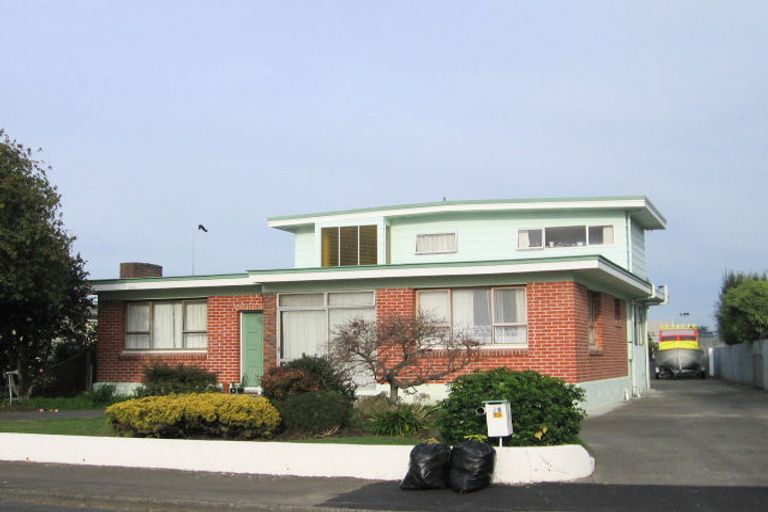 Photo of property in 11 Gallipoli Road, Onekawa, Napier, 4110