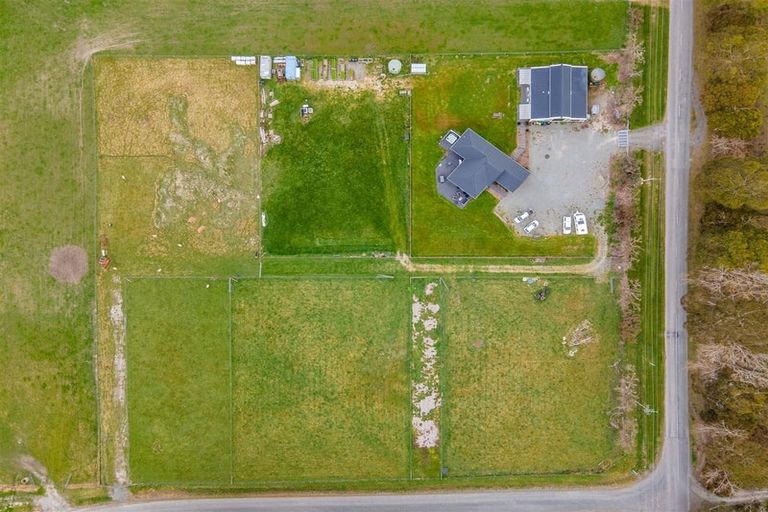 Photo of property in 84 Landsborough Road, Otipua Creek, Timaru, 7974