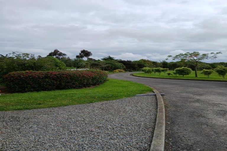 Photo of property in 92 Tutaki Road, Kelvin Grove, Palmerston North, 4470