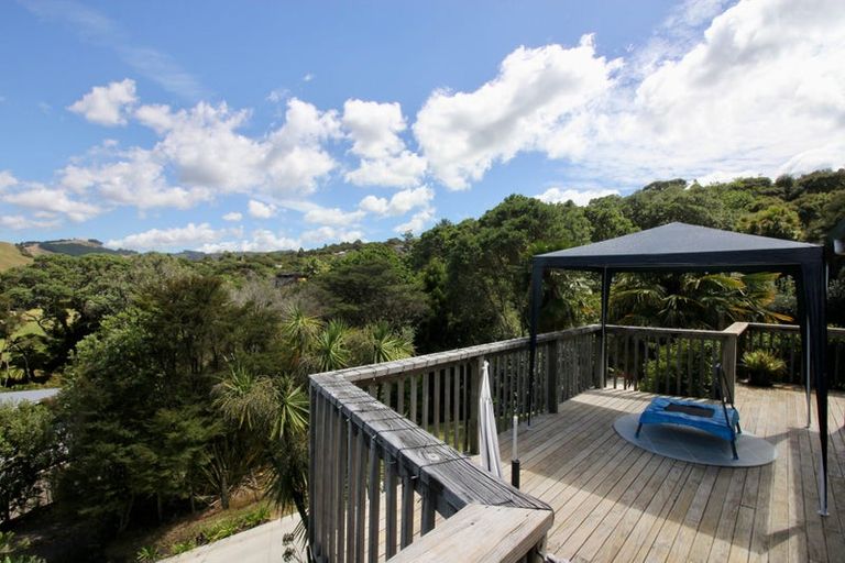 Photo of property in 6 Pohutukawa Grove, Whitianga, 3510