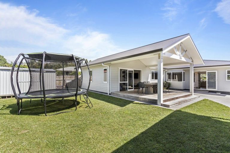 Photo of property in 119 Moana Anu Anu Avenue, Whangamata, 3620