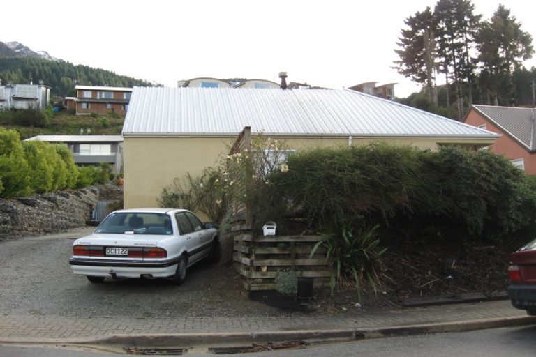 Photo of property in 36a Sainsbury Road, Fernhill, Queenstown, 9300