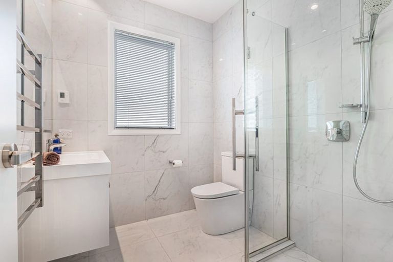 Photo of property in 15 Flavell Drive, Orewa, 0931