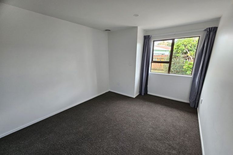 Photo of property in 1/63 Tabitha Crescent, Henderson, Auckland, 0612