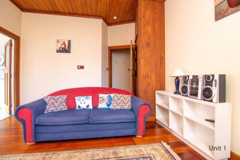 Photo of property in 353 Featherston Street, Palmerston North, 4414