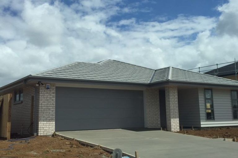 Photo of property in 17 Lamborn Drive, Papakura, 2110