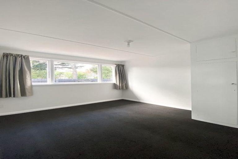 Photo of property in 2/61 Marshland Road, Shirley, Christchurch, 8061