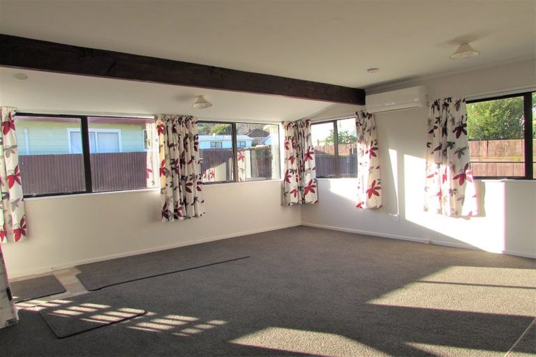 Photo of property in 95a Wilkie Crescent, Naenae, Lower Hutt, 5011