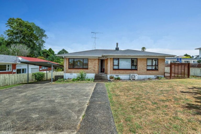 Photo of property in 8 Paerata Road, Pukekohe, 2120