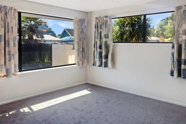 Photo of property in 128 Effingham Street, North New Brighton, Christchurch, 8083