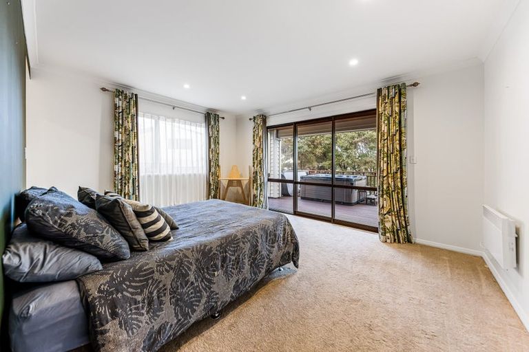 Photo of property in 44a Bannings Way, Hobsonville, Auckland, 0618