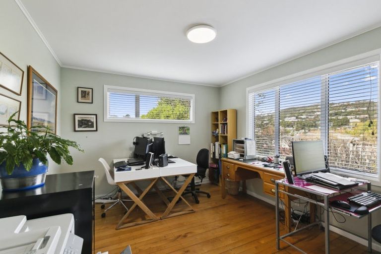 Photo of property in 9 Khouri Avenue, Karori, Wellington, 6012