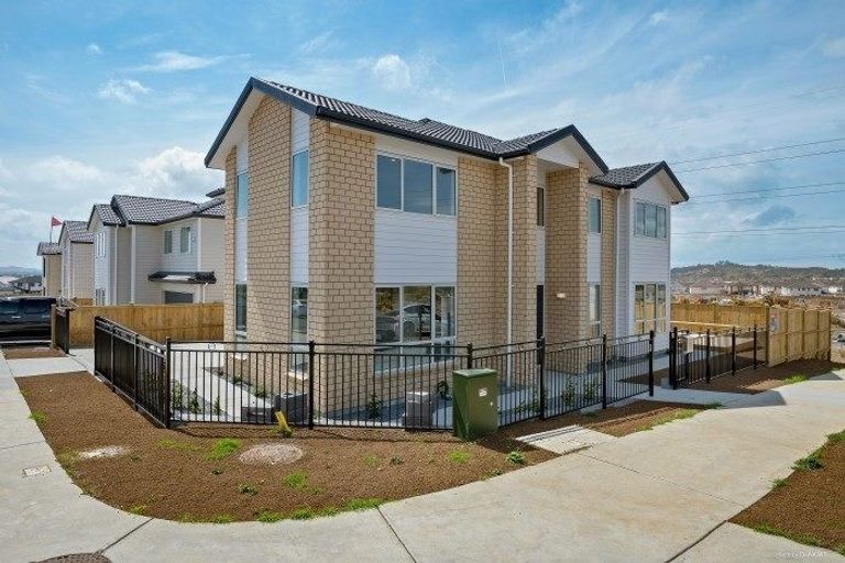Photo of property in 48 Tir Conaill Avenue, Flat Bush, Auckland, 2019