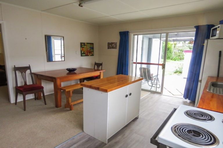 Photo of property in 61 Brougham Street, Westport, 7825